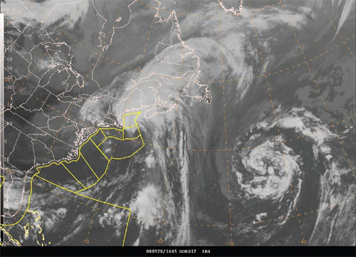 GOES-12 infrared satellite image valid 1645 UTC September 28, 2008 showing Hurricane Kyle